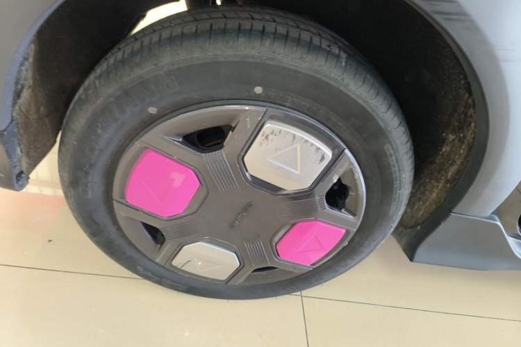 Used Geely Galaxy Panda 2024 200km Panda Kart Right Rear Wheel Hub