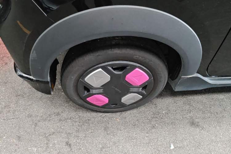 Used Geely Galaxy Panda 2024 200km Panda Kart Right Rear Wheel Hub