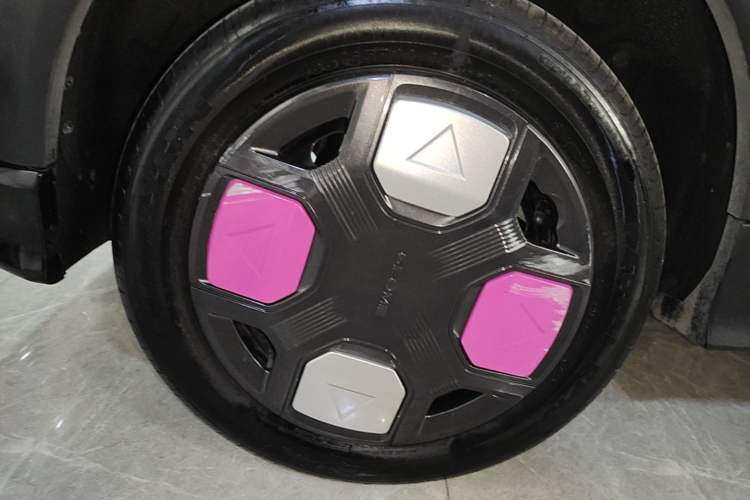 Used Geely Galaxy Panda 2024 200km Panda Kart Right Rear Wheel Hub