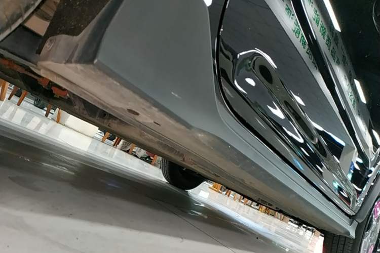 Used Geely Galaxy Panda 2024 200km Panda Kart Right Side Sill