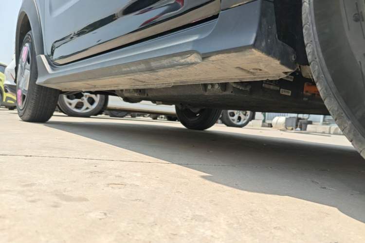 Used Geely Galaxy Panda 2024 200km Panda Kart Right Side Sill