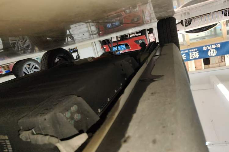 Used Geely Galaxy Panda 2024 200km Panda Rider Right Side Sill