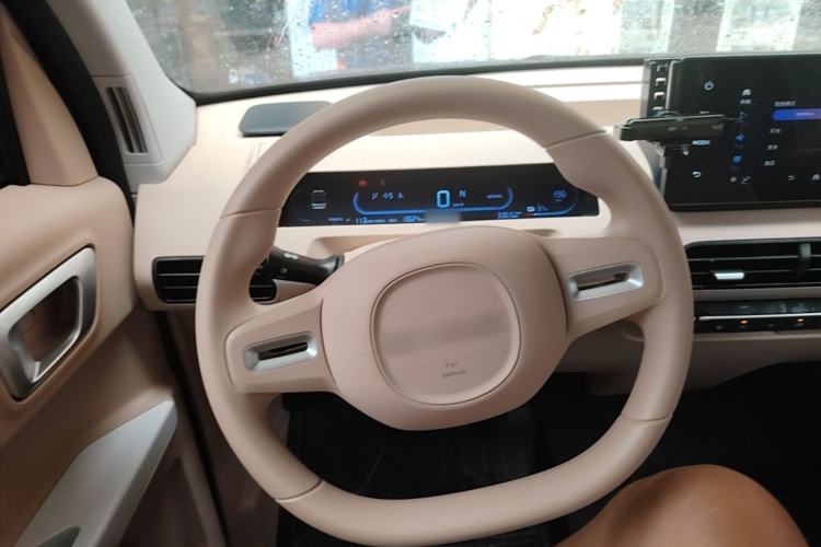 Used Geely Galaxy Panda 2024 200km Panda Kart Steering Wheel