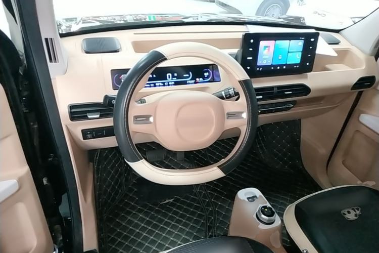 Used Geely Galaxy Panda 2024 200km Panda Kart Steering Wheel