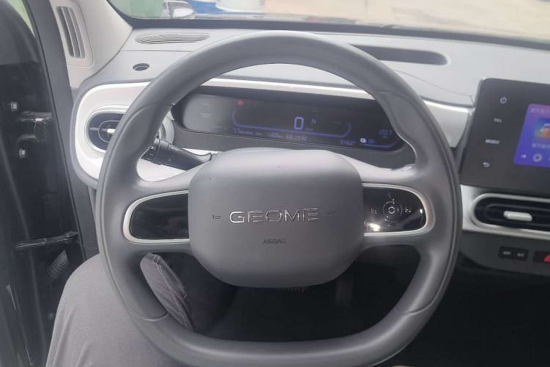 Used Geely Galaxy Panda 2024 200km Panda Kart Steering Wheel