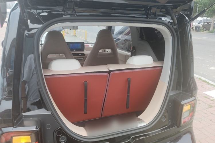 Used Geely Galaxy Panda 2024 200km Panda Kart Trunk