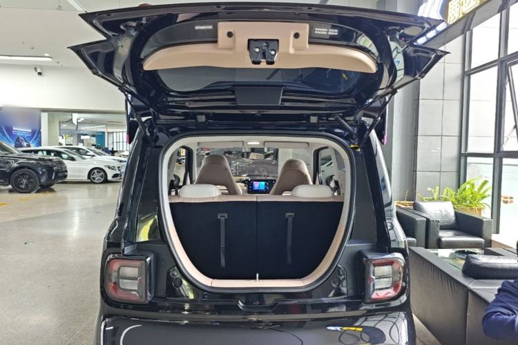 Used Geely Galaxy Panda 2024 200km Panda Kart Trunk
