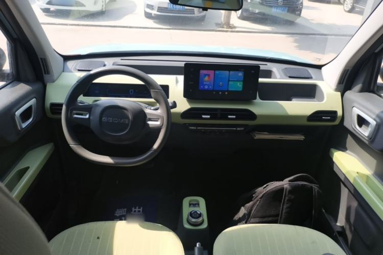 Used Geely Galaxy Panda 2024 Facelifted Panda Mini 200km Dragon Edition Center Console