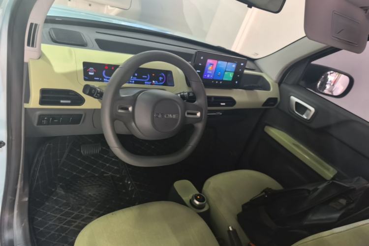 Used Geely Galaxy Panda 2024 Panda Mini 200km Longteng PRO Edition Center Console