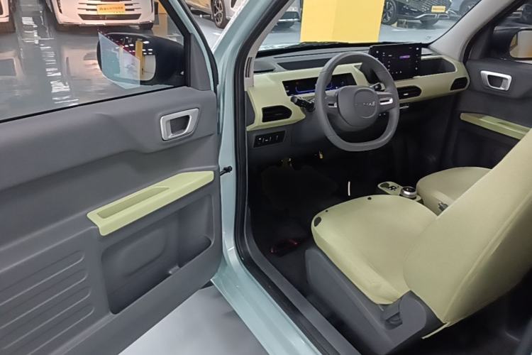 Used Geely Galaxy Panda 2024 Panda Mini 200km Longteng PRO Edition Driver Seat