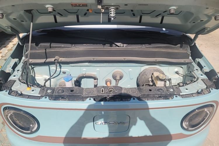 Used Geely Galaxy Panda 2024 Panda Mini 200km Endurance Bear Engine Bay