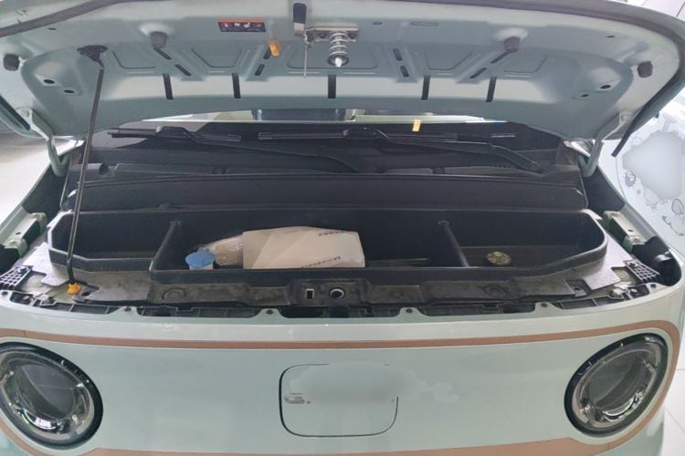 Used Geely Galaxy Panda 2024 Panda Mini 200km Endurance Bear Engine Bay