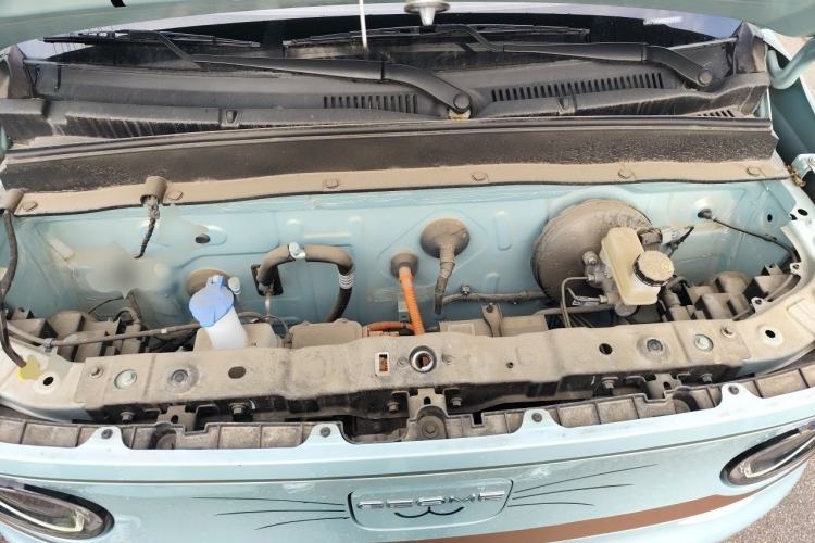 Used Geely Galaxy Panda 2024 Panda Mini 200km Endurance Bear Engine Bay