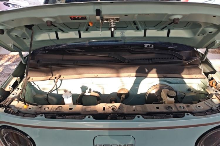 Used Geely Galaxy Panda 2024 Panda Mini 200km Endurance Bear Engine Bay