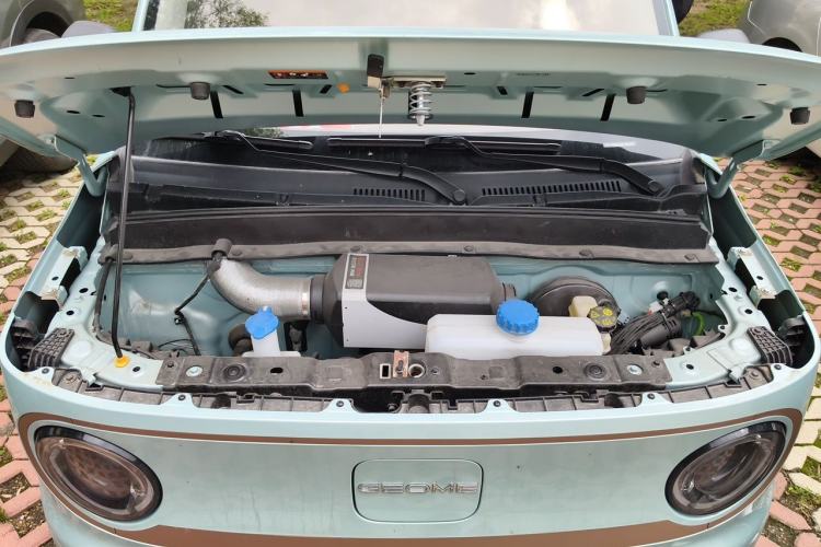 Used Geely Galaxy Panda 2024 Panda Mini 200km Endurance Bear Engine Bay