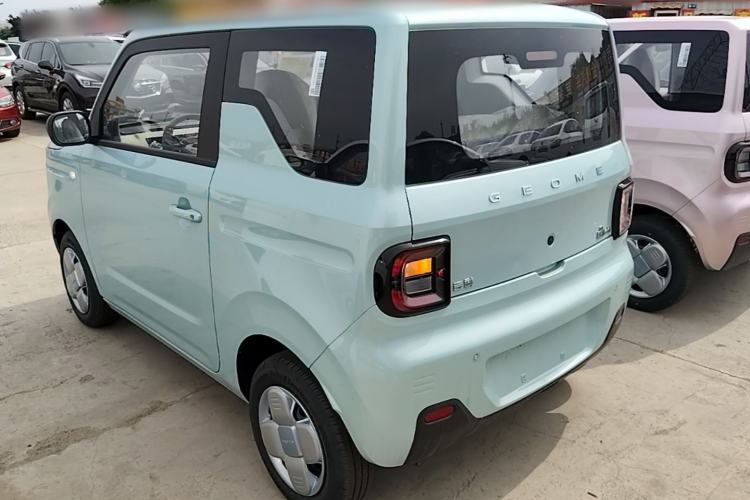 Used Geely Galaxy Panda 2024 Panda Mini 200km Endurance Bear Exterior 2