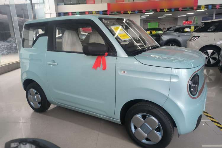 Used Geely Galaxy Panda 2024 Panda Mini 200km Endurance Bear Exterior 2