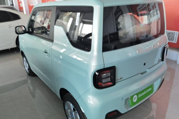 Used Geely Galaxy Panda 2024 Panda Mini 200km Endurance Bear Exterior 2
