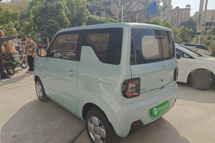 Used Geely Galaxy Panda 2024 Panda Mini 200km Endurance Bear Exterior 2