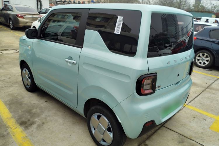Used Geely Galaxy Panda 2024 Panda Mini 200km Endurance Bear Exterior 2