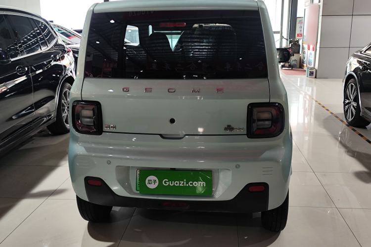 Used Geely Galaxy Panda 2024 Panda Mini 200km Endurance Bear Exterior 4
