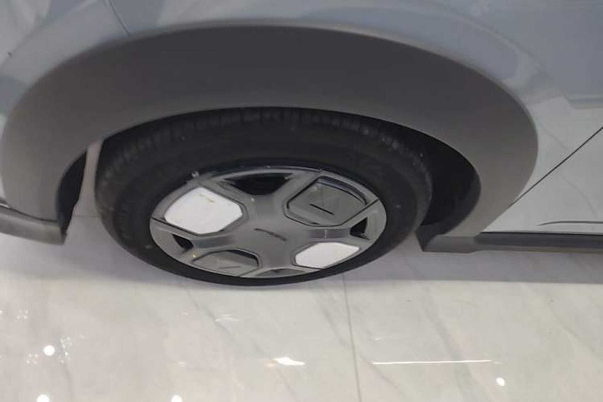 Used Geely Galaxy Panda 2024 200km Panda Kart Exterior 4