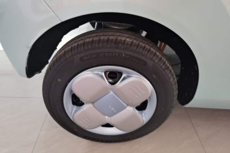 Used Geely Galaxy Panda 2024 Panda Mini 200km Endurance Bear Exterior 5