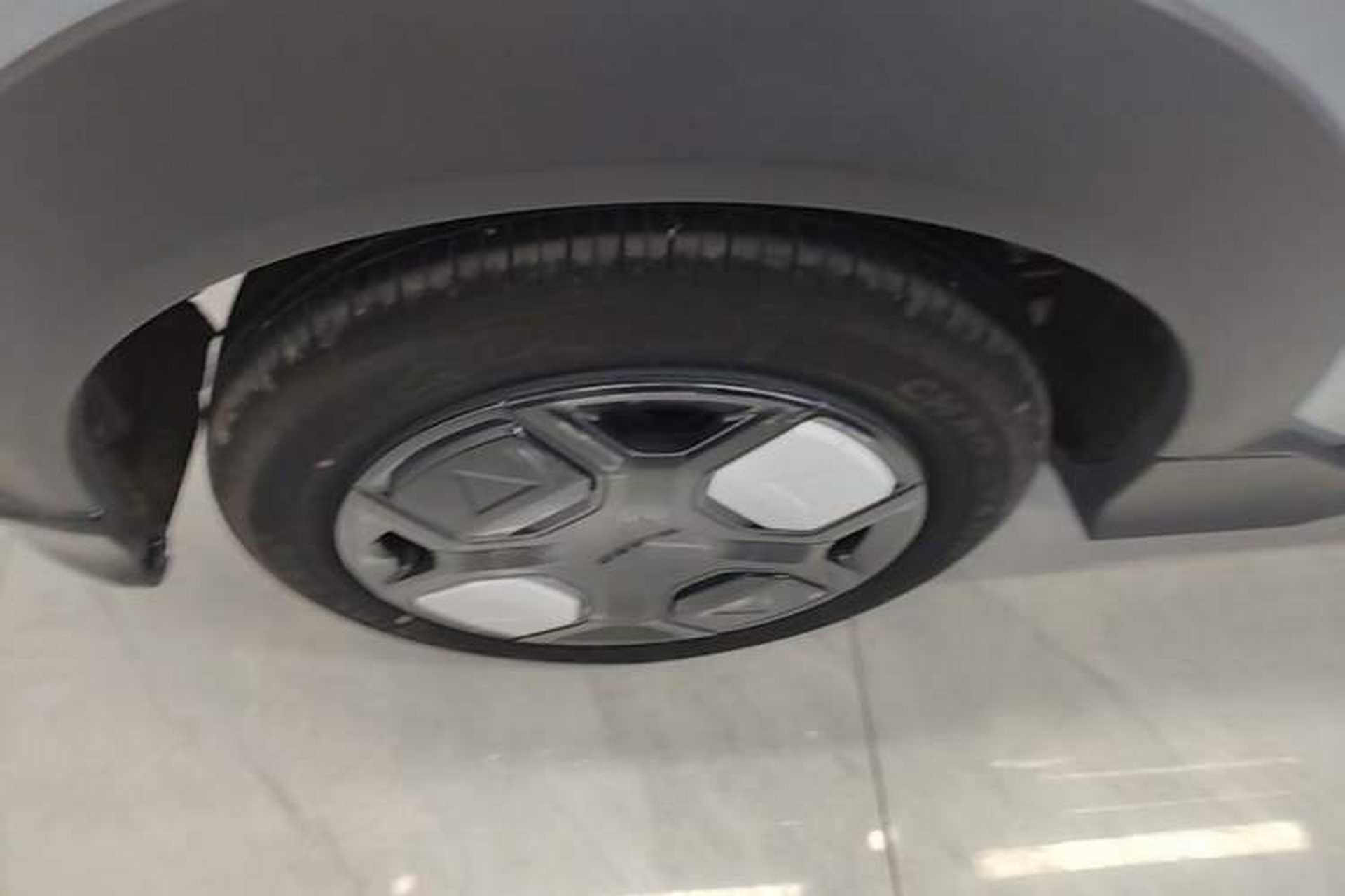 Used Geely Galaxy Panda 2024 200km Panda Kart Exterior 5