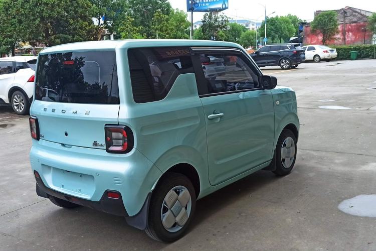 Used Geely Galaxy Panda 2024 Panda Mini 200km Endurance Bear Exterior 8