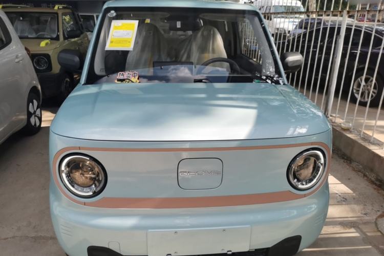 Used Geely Galaxy Panda 2024 Panda Mini 200km Endurance Bear Front