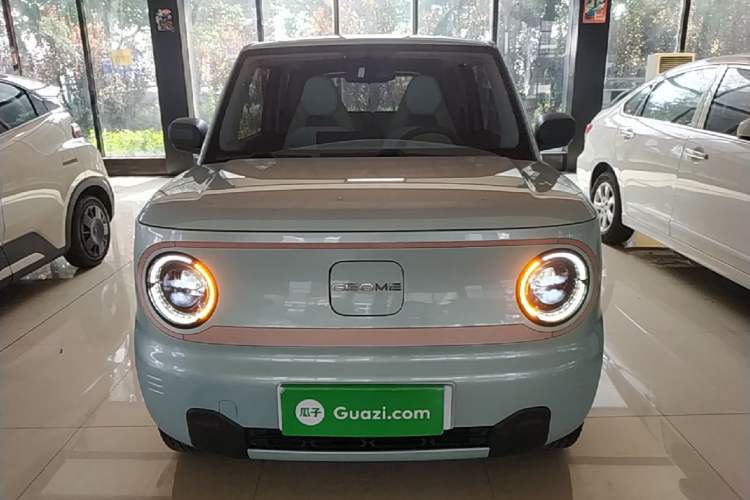Used Geely Galaxy Panda 2024 Panda Mini 200km Endurance Bear Front