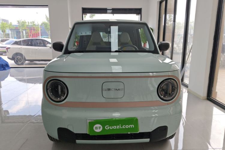 Used Geely Galaxy Panda 2024 Panda Mini 200km Endurance Bear Front