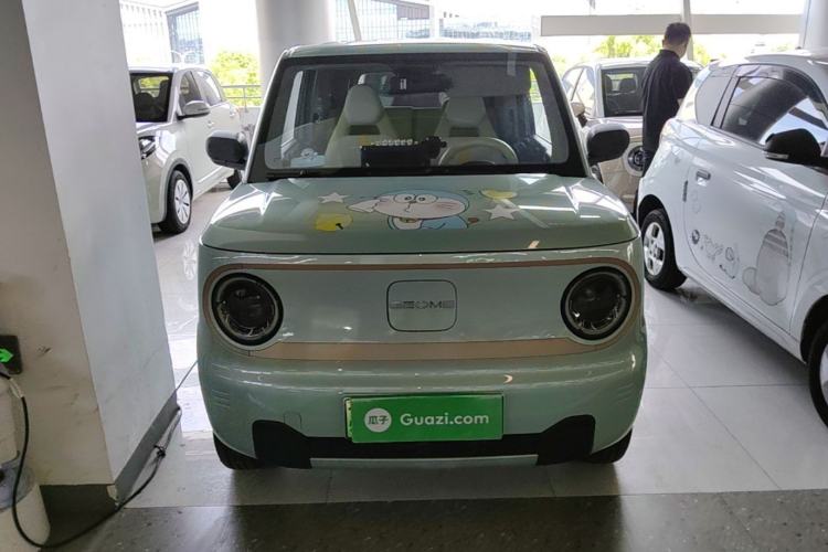 Used Geely Galaxy Panda 2024 Panda Mini 200km Endurance Bear Front