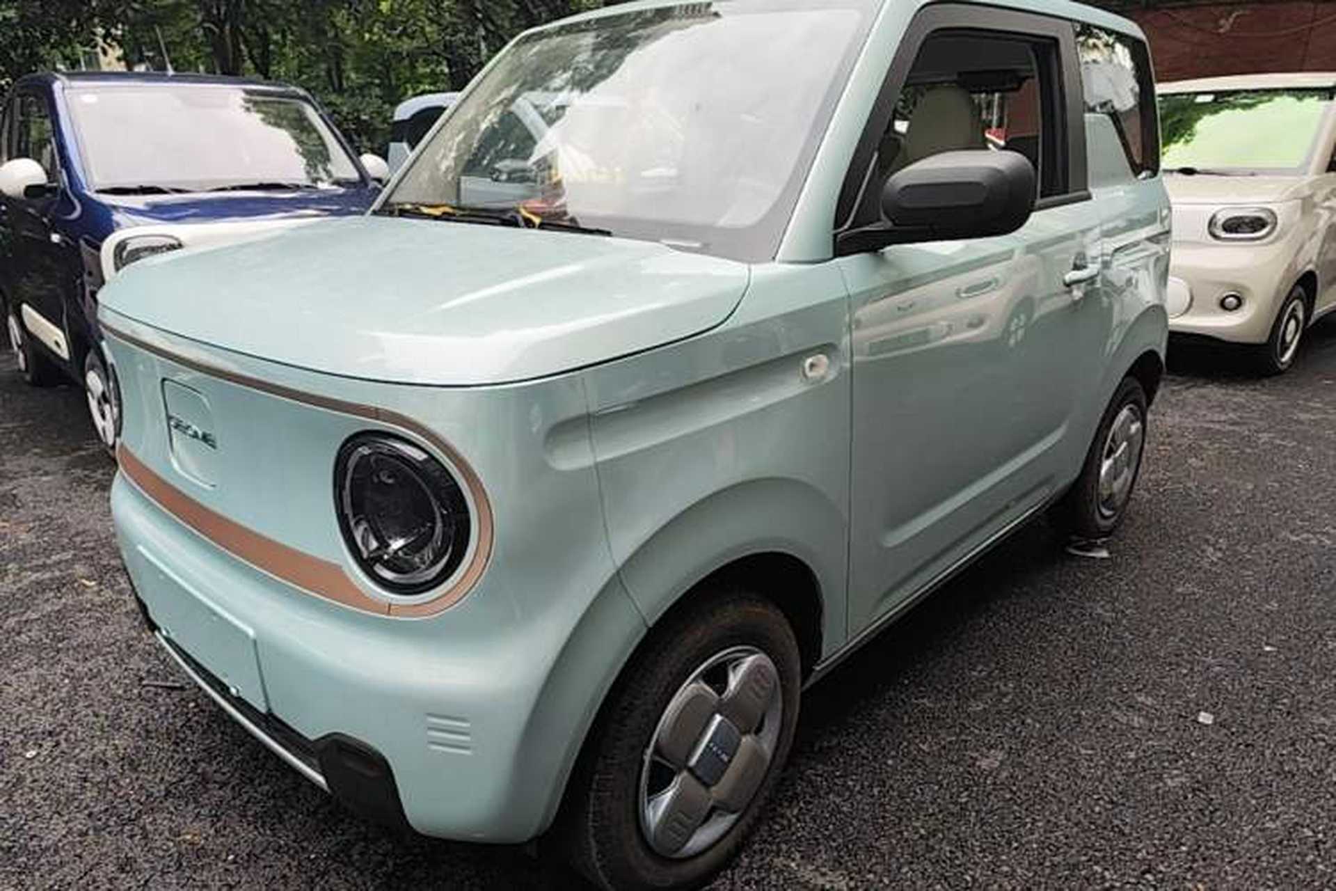 Used Geely Galaxy Panda 2024 Panda Mini 200km Endurance Bear Front Left 45 Deg