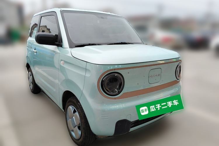 Used Geely Galaxy Panda 2024 Panda Mini 200km Endurance Bear Front Right 45 Deg
