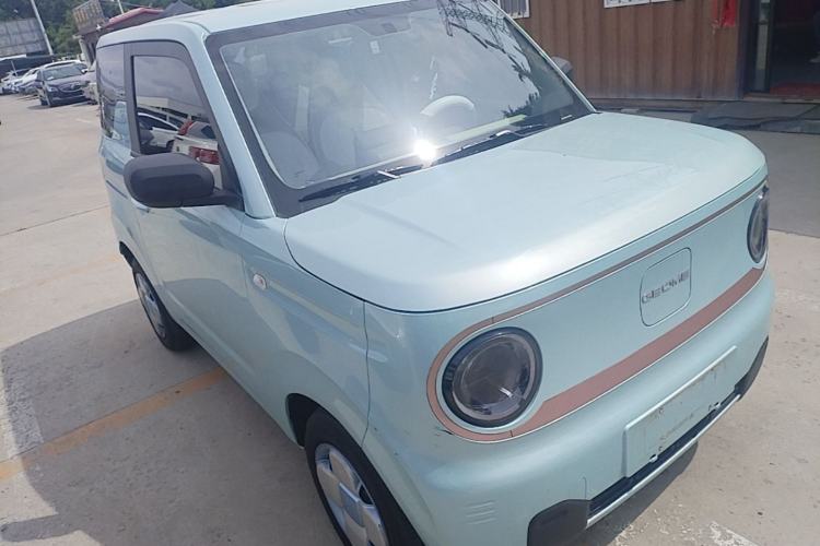Used Geely Galaxy Panda 2024 Panda Mini 200km Endurance Bear Front Right 45 Deg
