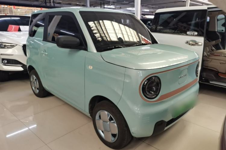 Used Geely Galaxy Panda 2024 Panda Mini 200km Endurance Bear Front Right 45 Deg
