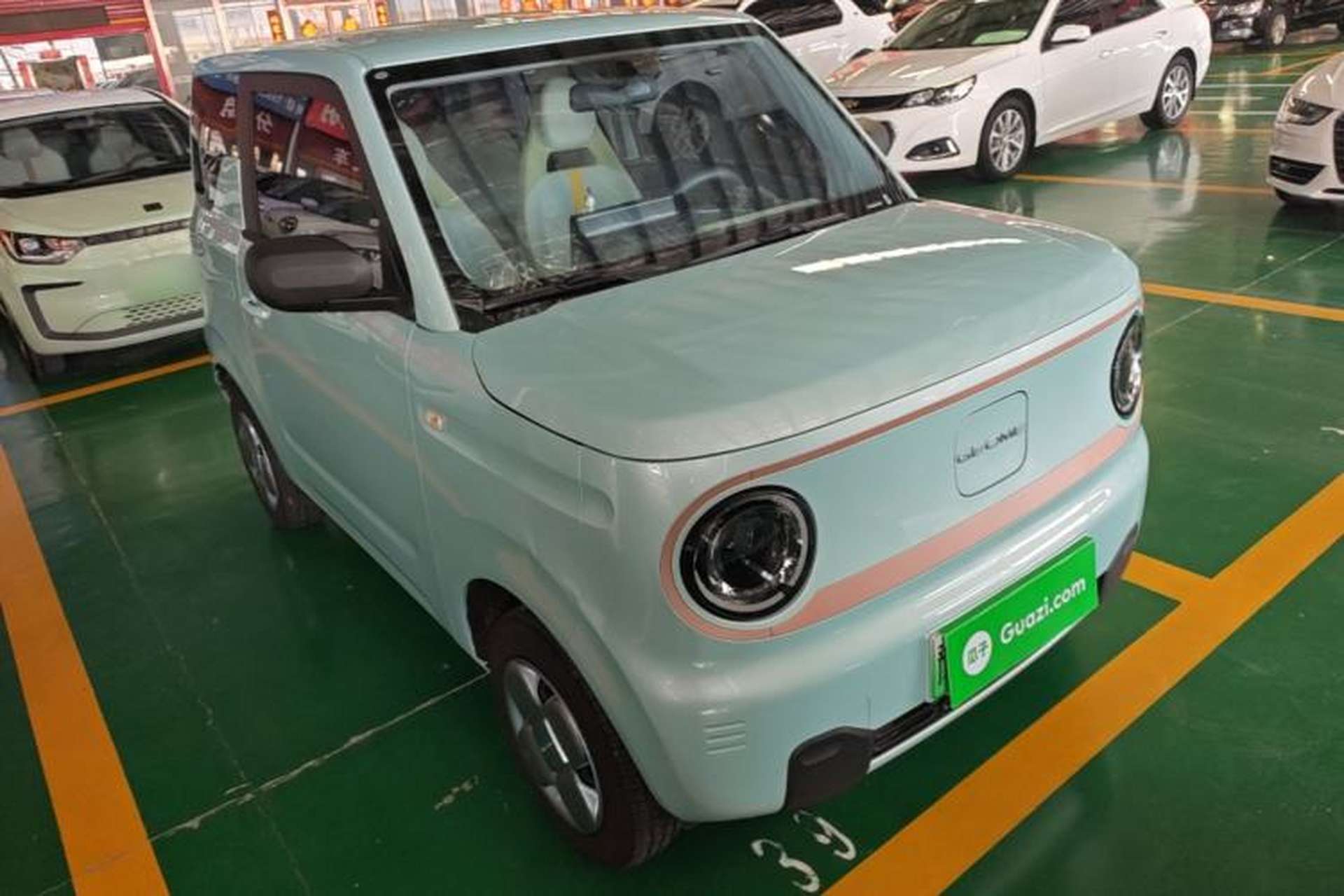 Used Geely Galaxy Panda 2024 Panda Mini 200km Endurance Bear Front Right 45 Deg