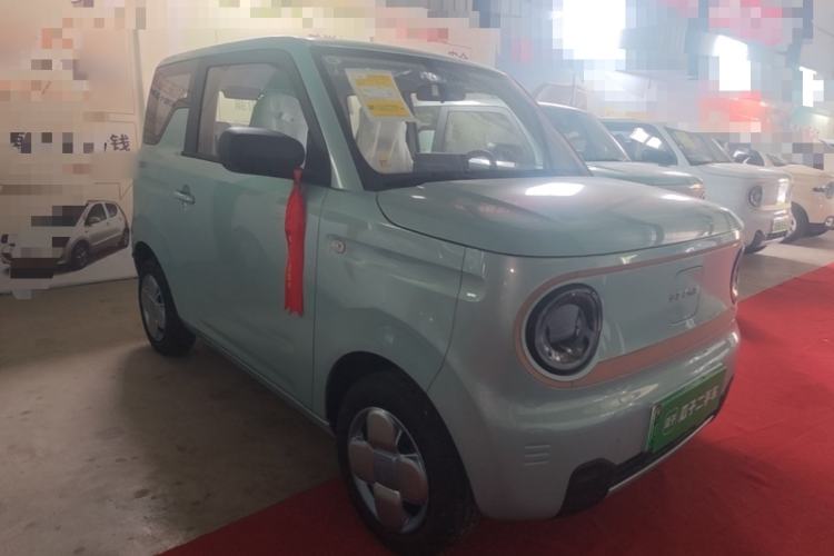 Used Geely Galaxy Panda 2024 Panda Mini 200km Endurance Bear Front Right 45 Deg