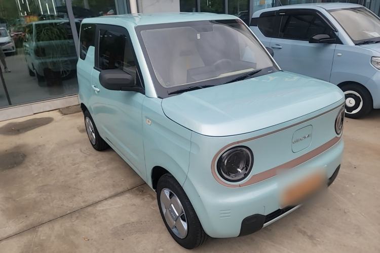 Used Geely Galaxy Panda 2024 Panda Mini 200km Endurance Bear Front Right 45 Deg