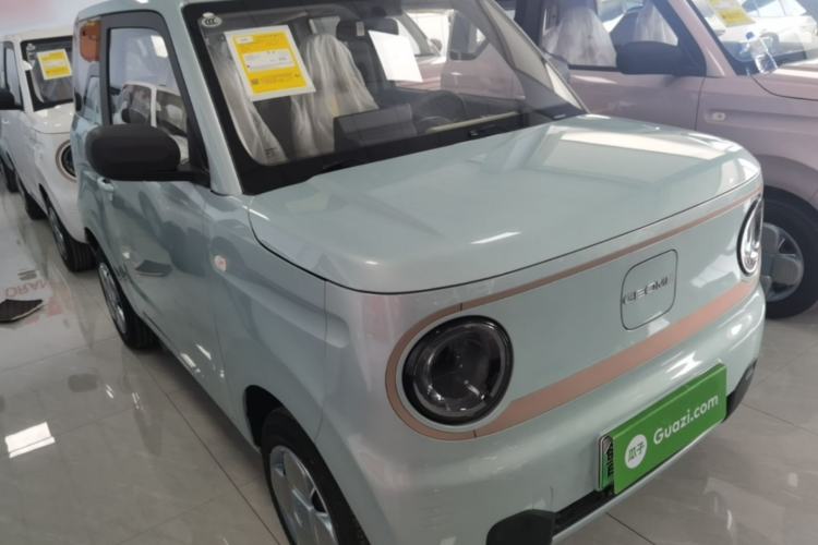 Used Geely Galaxy Panda 2024 Panda Mini 200km Endurance Bear Front Right 45 Deg
