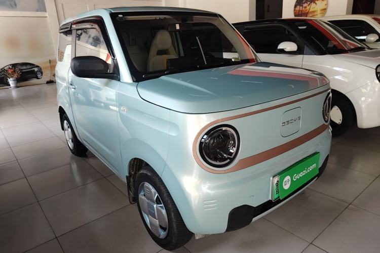 Used Geely Galaxy Panda 2024 Panda Mini 200km Endurance Bear Front Right 45 Deg