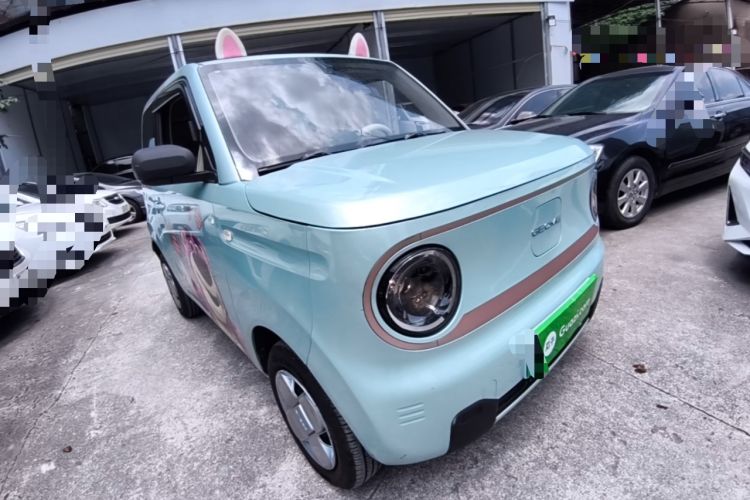 Used Geely Galaxy Panda 2024 Panda Mini 200km Endurance Bear Front Right 45 Deg