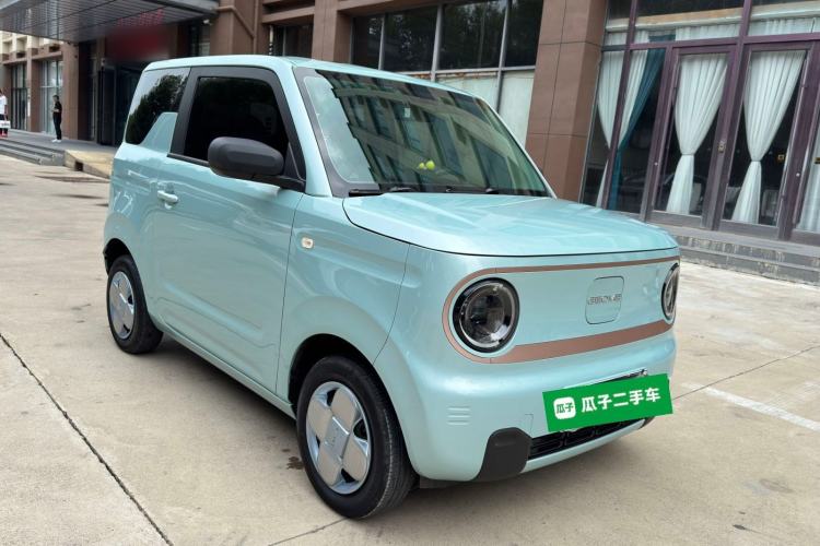Used Geely Galaxy Panda 2024 Panda Mini 200km Endurance Bear Front Right 45 Deg
