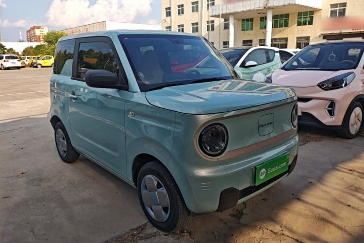 Used Geely Galaxy Panda 2024 Panda Mini 200km Endurance Bear Front Right 45 Deg