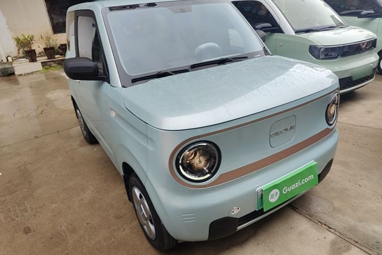 Used Geely Galaxy Panda 2024 Panda Mini 200km Endurance Bear Front Right 45 Deg