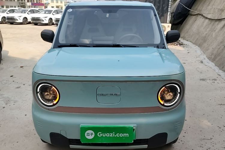 Used Geely Galaxy Panda 2024 Panda Mini 200km Endurance Bear Front