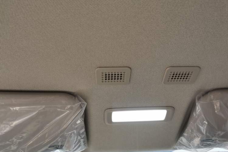 Used Geely Galaxy Panda 2024 Panda Mini 200km Endurance Bear Headliner