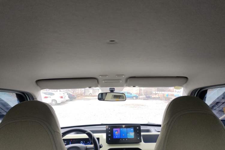 Used Geely Galaxy Panda 2024 Panda Mini 200km Endurance Bear Headliner