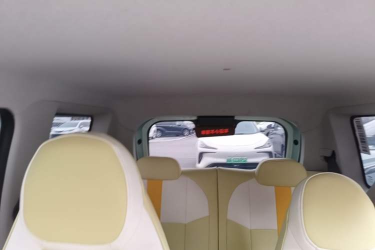 Used Geely Galaxy Panda 2024 Panda Mini 200km Endurance Bear Headliner